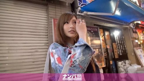 日本素人魔剑派初次拍摄：纤细荡妇巨乳脸部特写