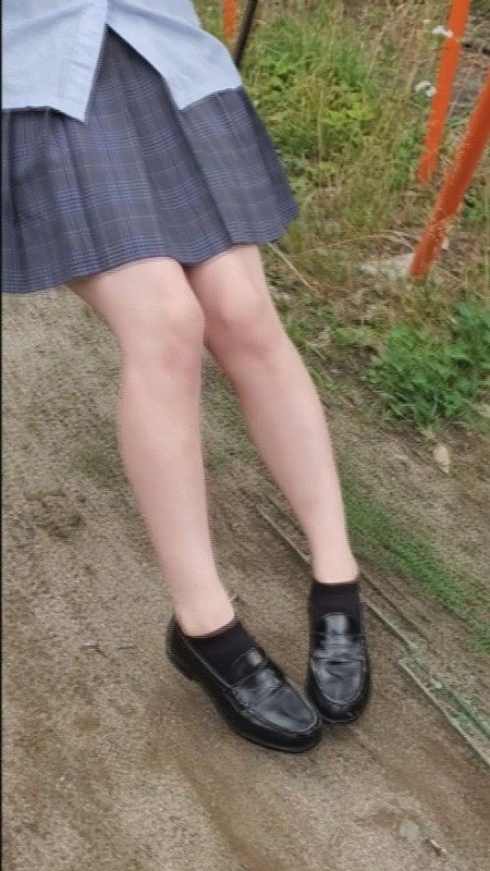 FC2プライベート：女子高生の公園野外露出、無修正セックス