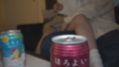 東京の小柄な色白看護師が泥酔で絶頂、彼氏が中出し連発